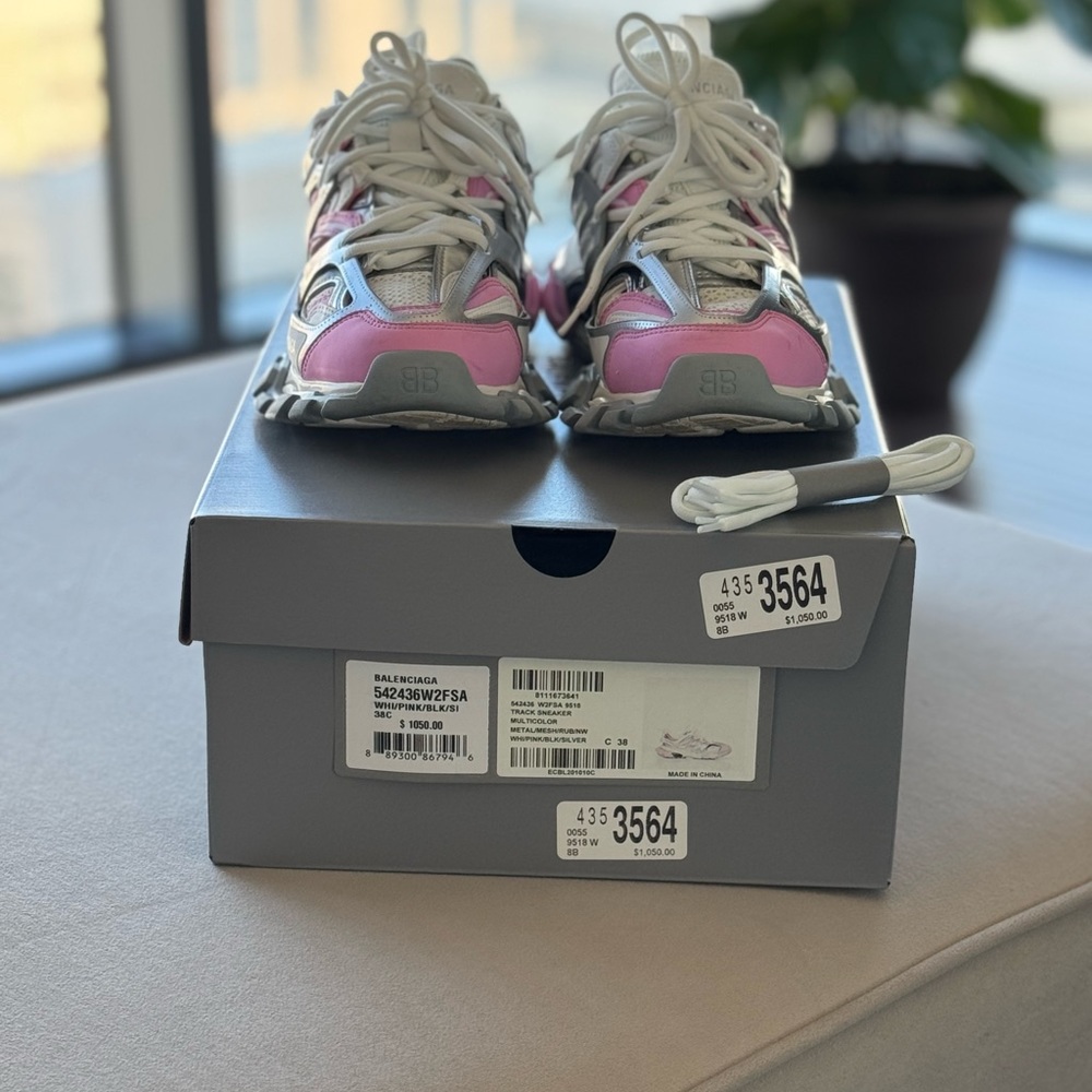 AUTHENTIC Balenciaga track sneakers size38